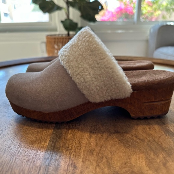 NWT** White mountain leather clog grey suede - Picture 3 of 6